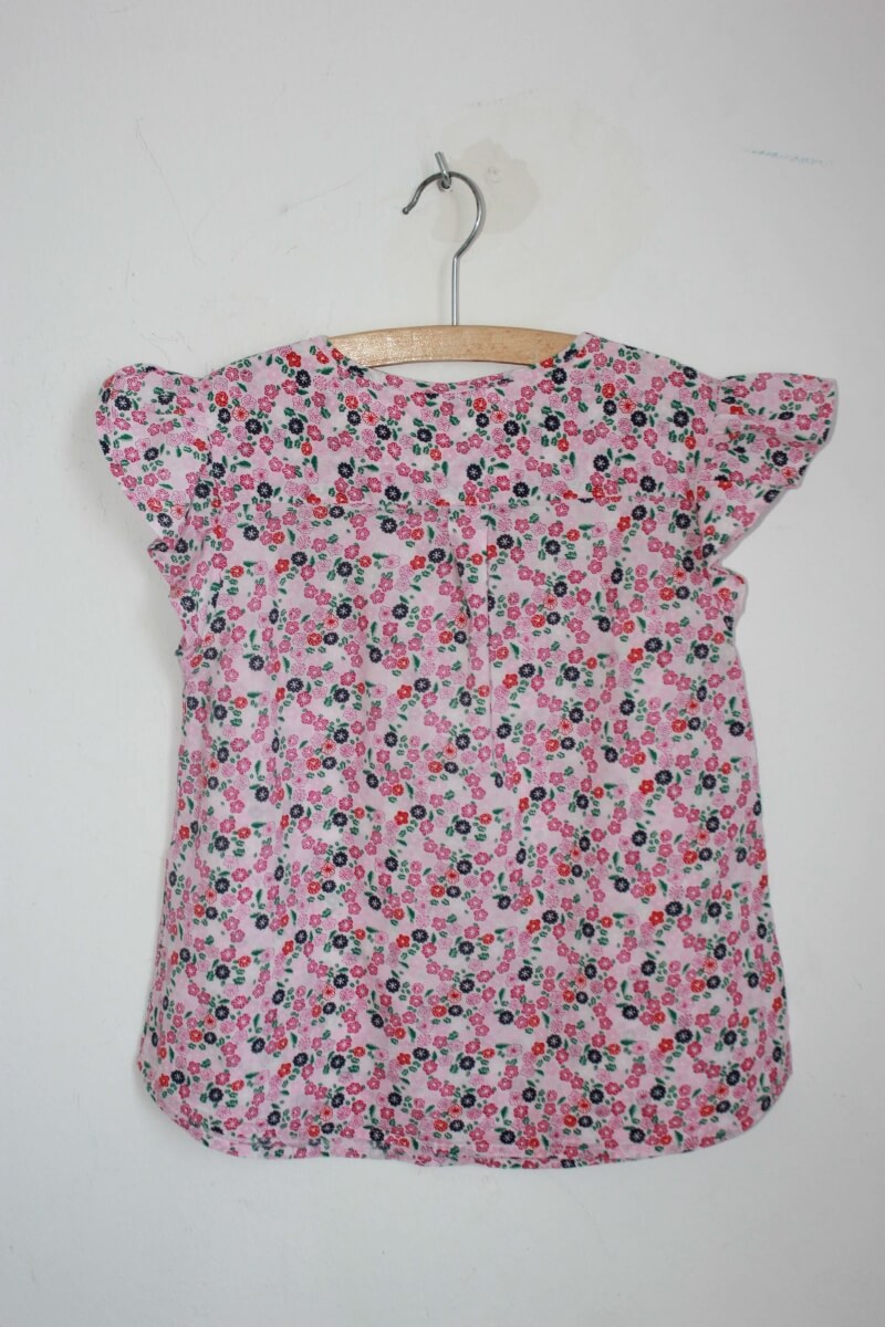 tweedehands katoenen zomerse gebloemde blouse in multicolour met korte mouwen in maat 128 van monoprix