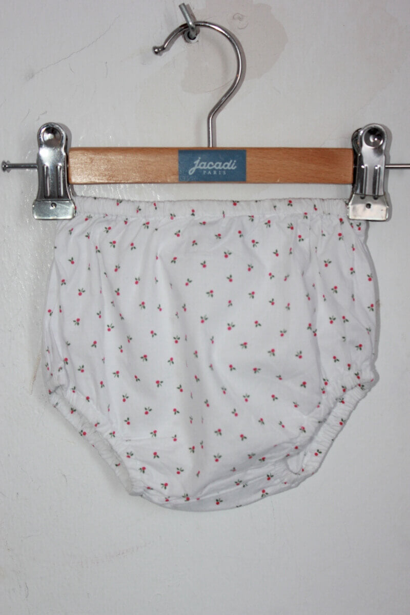 tweedehands zomers gebloemd setje in wit, roze en groen, met korte volantmouwen in maat 62 voor een baby meisje van jacadi