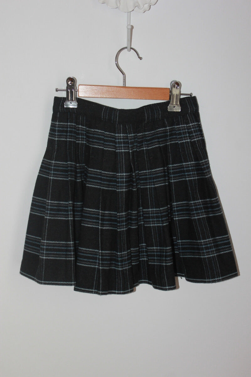 tweedehands winterse grijs met blauw geruite plooirok in maat 116 van jacadi