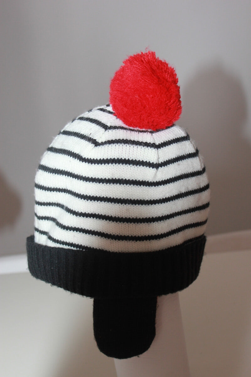 preloved unisex katoenen unisex donkerblauw en ecru gestreepte muts met rode pompon in maat 80 van bout'chou