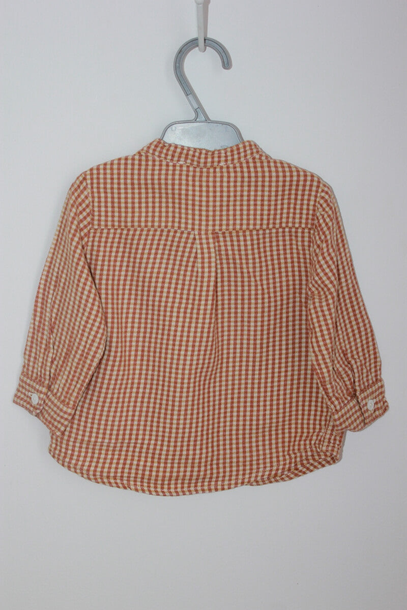 tweedehands geruit overhemd in ecru mosterdgeel en bruin met lange mouwen in maat 68 voor een baby jongen van cyrillus