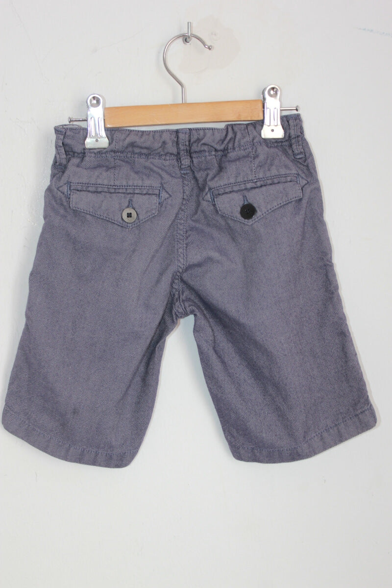 tweedehands blauwe korte broek in maat 116 voor een jongen van marese