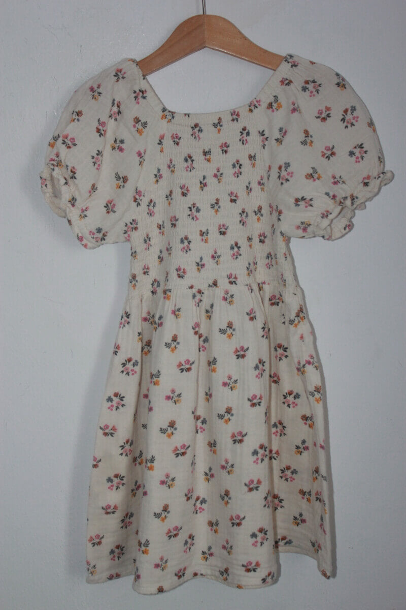 tweedehands katoenen zomerse gebloemde jurk in multicolour, met korte mouwen, maat 110 van monoprix