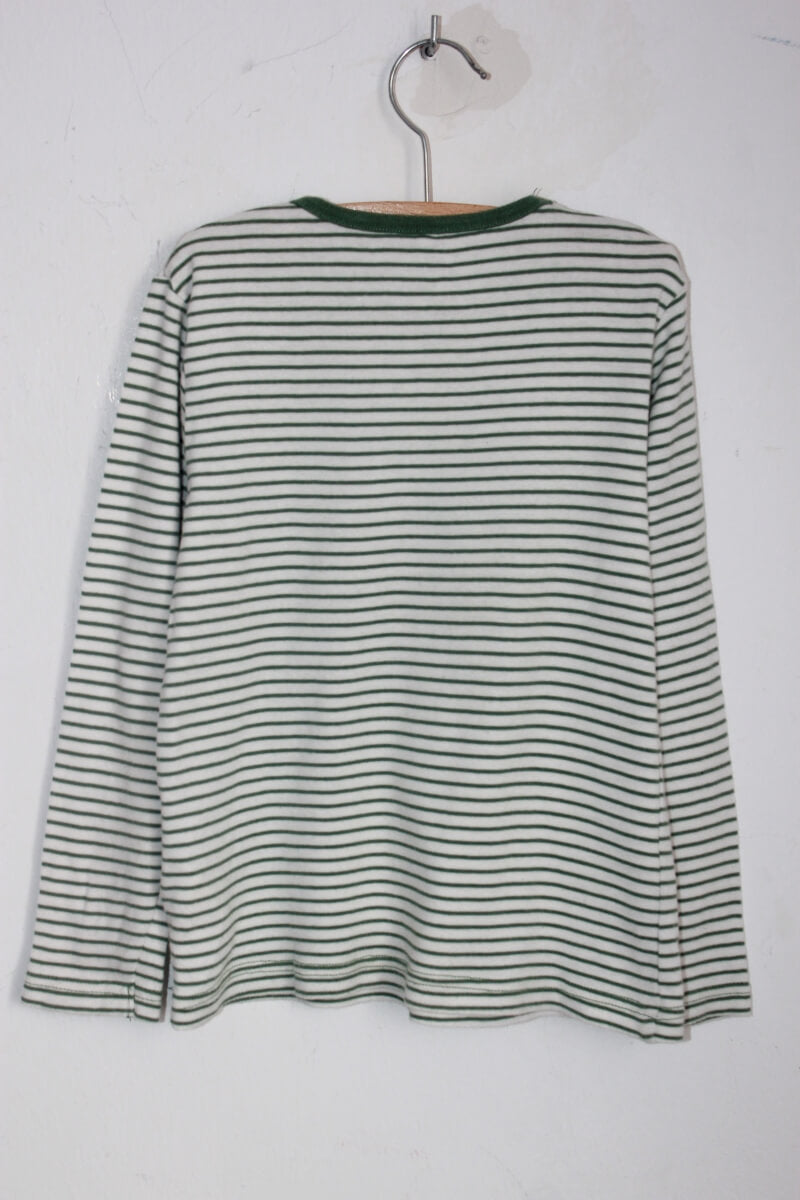 tweedehands unisex katoenen creme met groen gestreepte longsleeve in maat 116 van name it