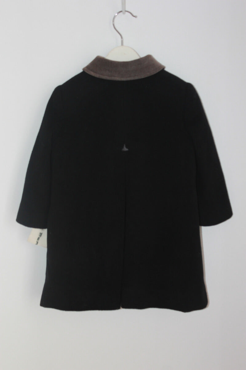 tweedehands zwart met grijze mantel in maat 74-80 van pamela voor een baby meisje