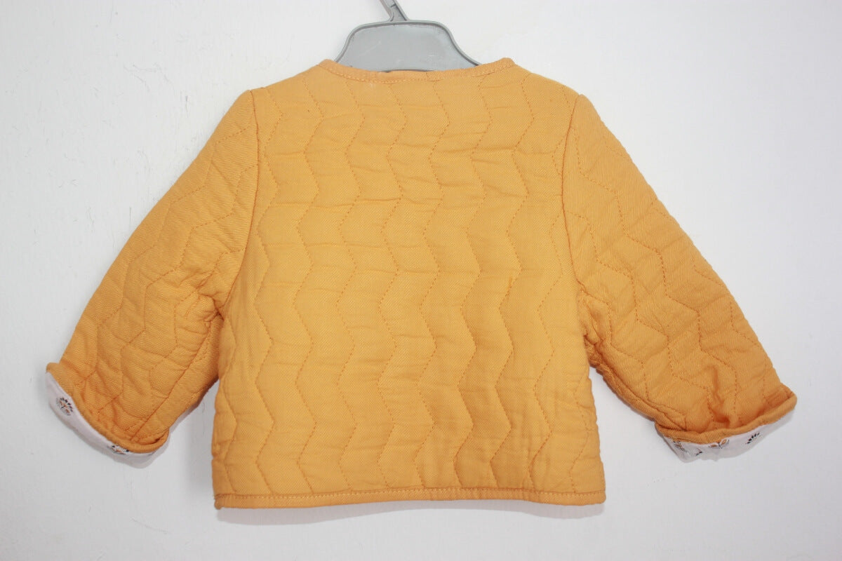 tweedehands mosterdgeel jasje in maat 68 voor een baby meisje van tao