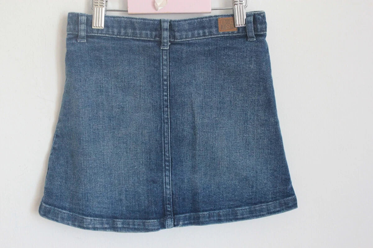 tweedehands denim rok met knopen en volant middenvoor van bonton in maat 116-122