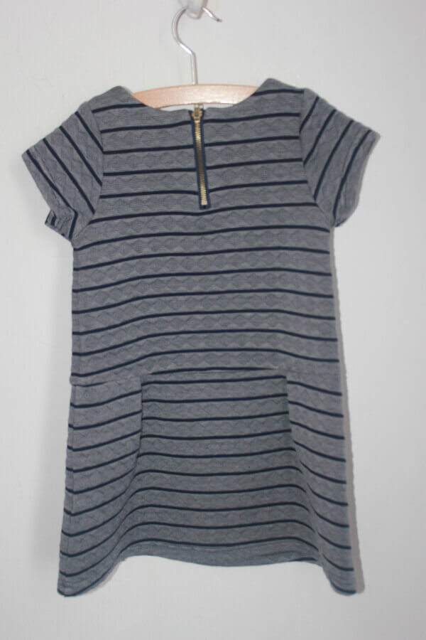 tweedehands-gestreepte-jurk-korte-mouwen-maat-104-meisje-caprice-de-fille
