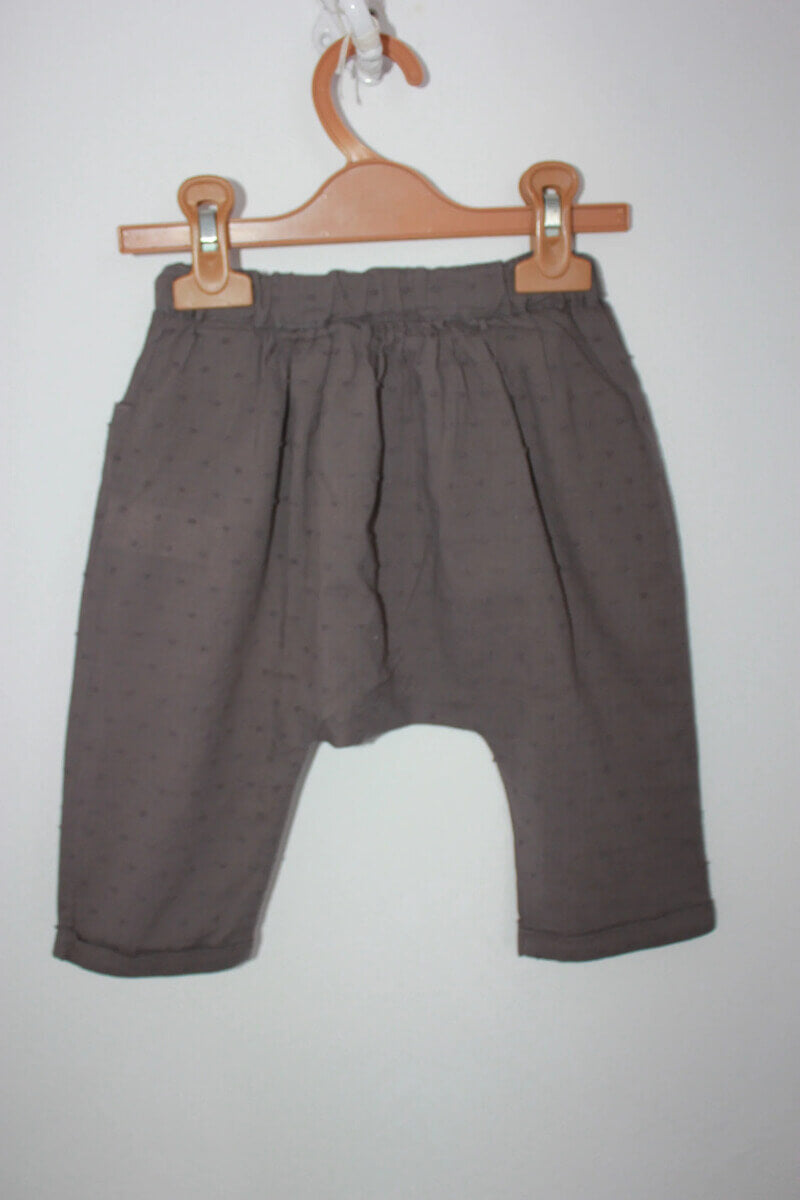 tweedehands-zomerse-taupe-broek-nanos-maat-80-baby-meisje