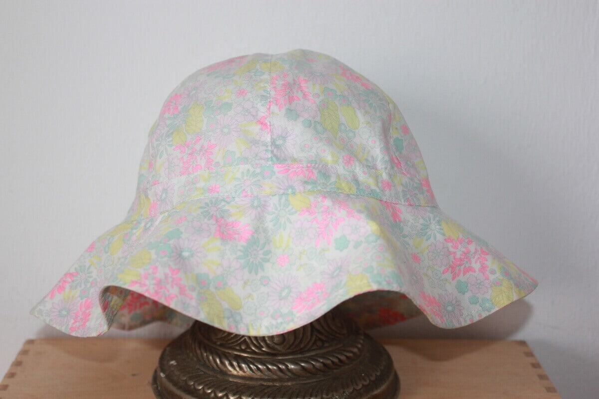 preloved katoenen gebloemde zonnehoed in multicolour van jacadi in maat 92 voor een meisje