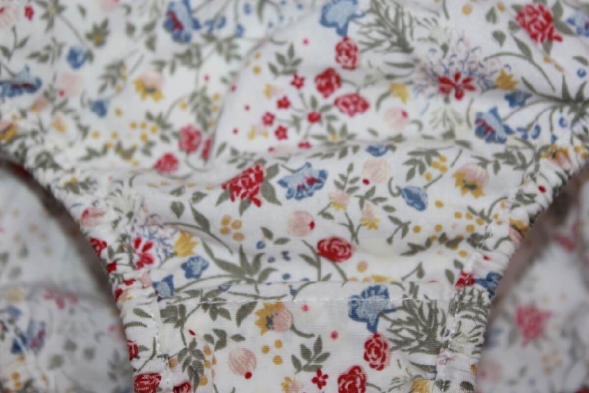 tweedehands katoenen gebloemd bikinibroekje in multicolour van jacadi in maat 80 voor een baby meisje