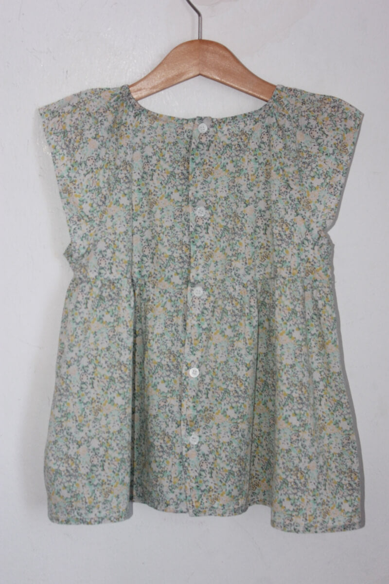 tweedehands katoenen liberty blouse in multicolour met korte mouwen, maat 134-140 voor een meisje van bonton