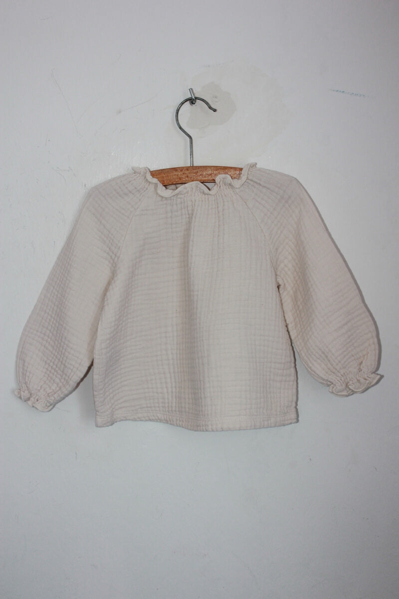 tweedehands katoenen creme blouse met lange mouwen in maat 80 voor een baby meisje van zara