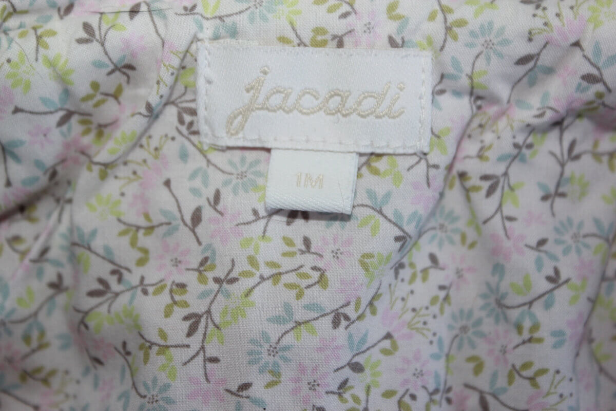 preloved katoenen roze gebreid jasje met capuchon in maat 56 van jacadi 