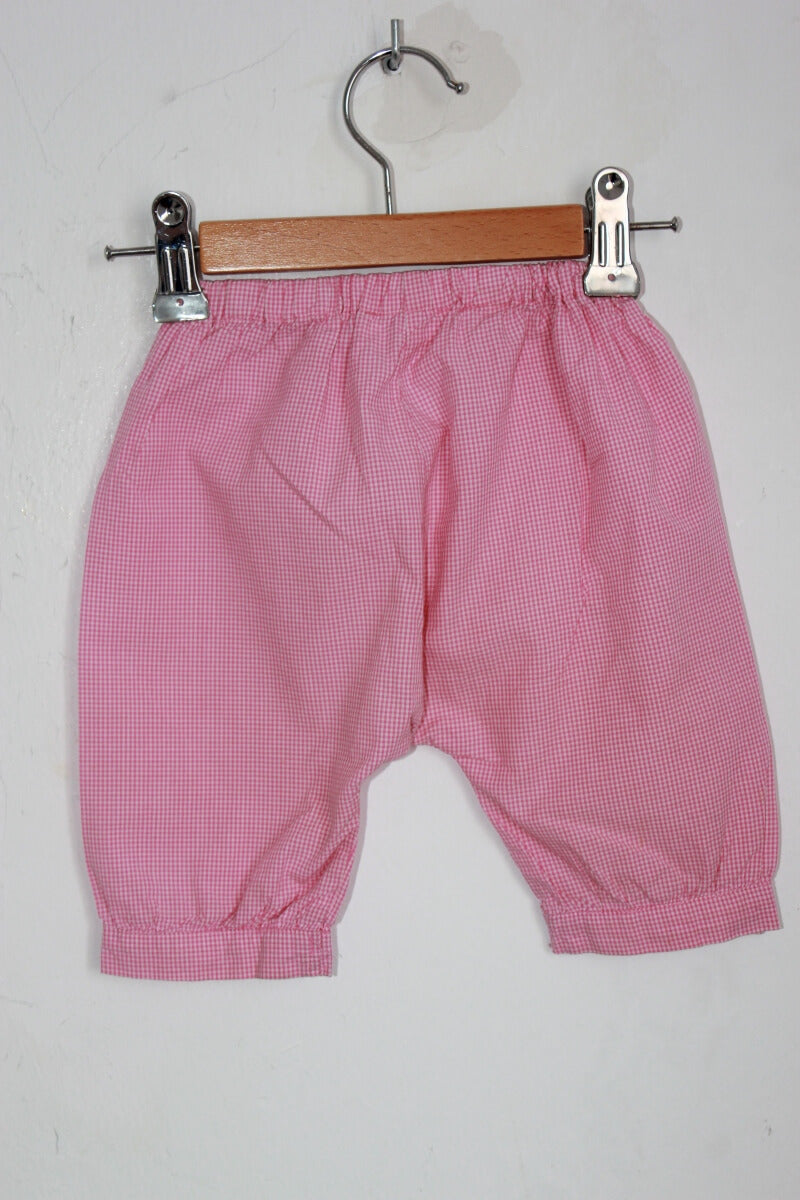 tweedehands zomerse roze-wit geruite lange broek in maat 62 voor een baby meisje van jacadi