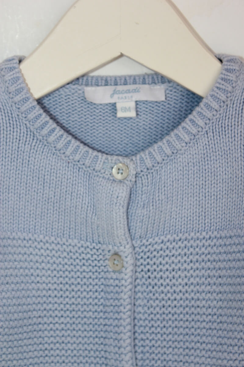 tweedehands unisex lichtblauw vest in maat 68 voor een baby van  jacadi