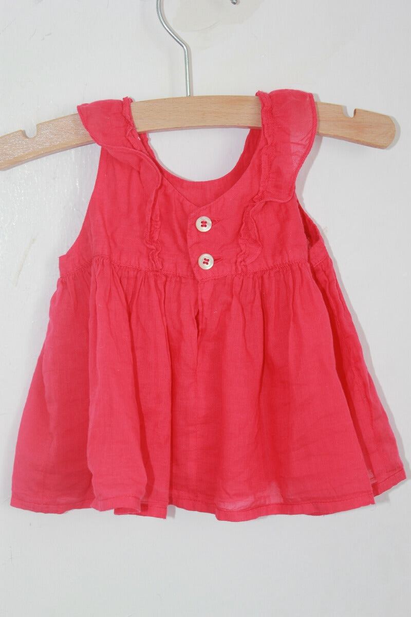 tweedelig zomers rood setje van bonton in maat 68 voor een baby meisje 