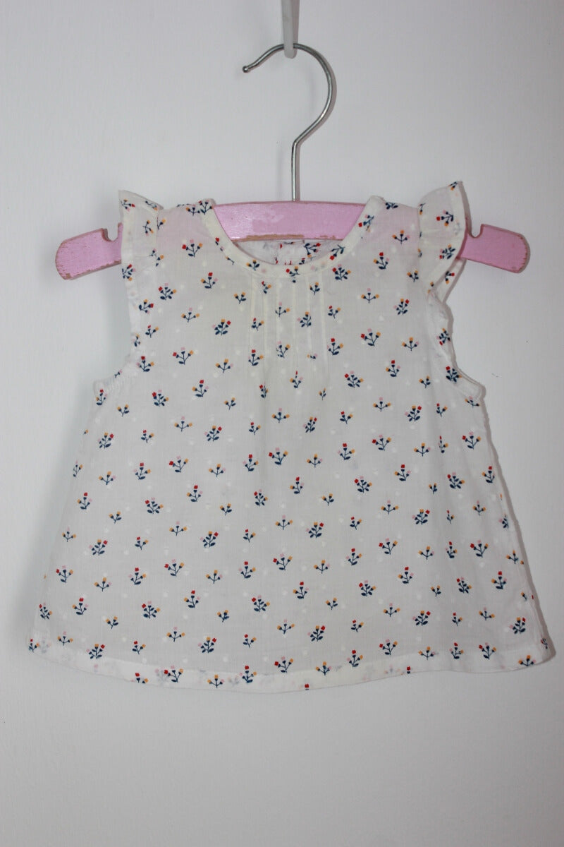 Tweedehands katoenen gebloemde blouse met korte volantmouwen in maat 62 van bout´chou