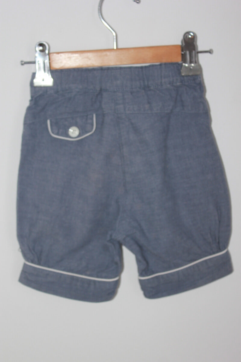 tweedehands katoenen zomerse blauwe korte broek in maat 74 voor een baby meisje van jacadi