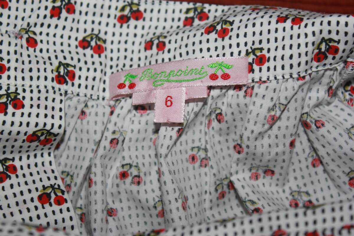 tweedehands katoenen mouwloze zomerse jurk van bonpoint met kersjes in maat 116 