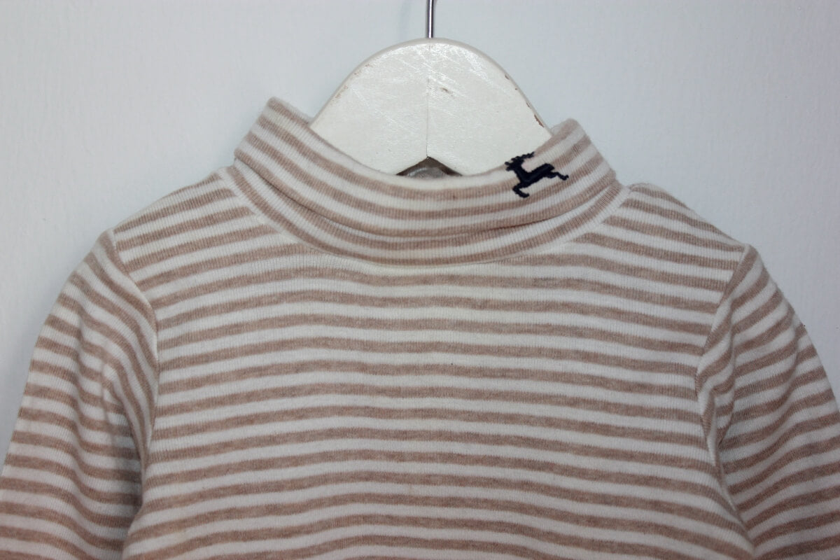 tweedehands unisex katoenen beige met creme gestreepte longsleeve met rolkraag in maat 68  van jacadi