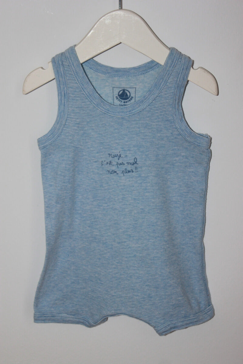 tweedehands mouwloze katoenen blauw gestreepte playsuit in maat 56 van petit bateau voor een baby jongen 