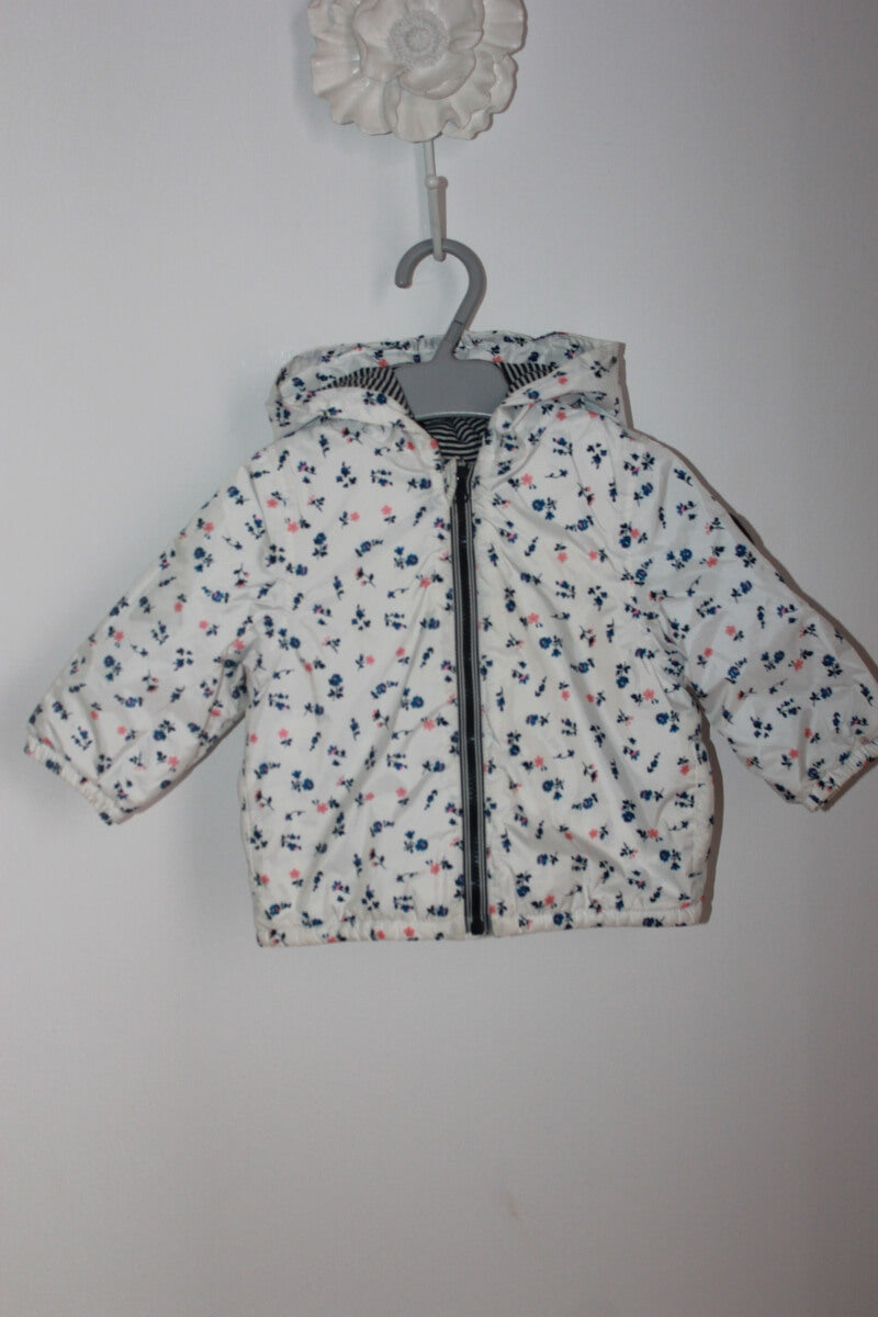 preloved gebloemde waterdichte, met fleece gevoerde jas met capuchon van petit bateau voor een baby meisje, maat 62-68