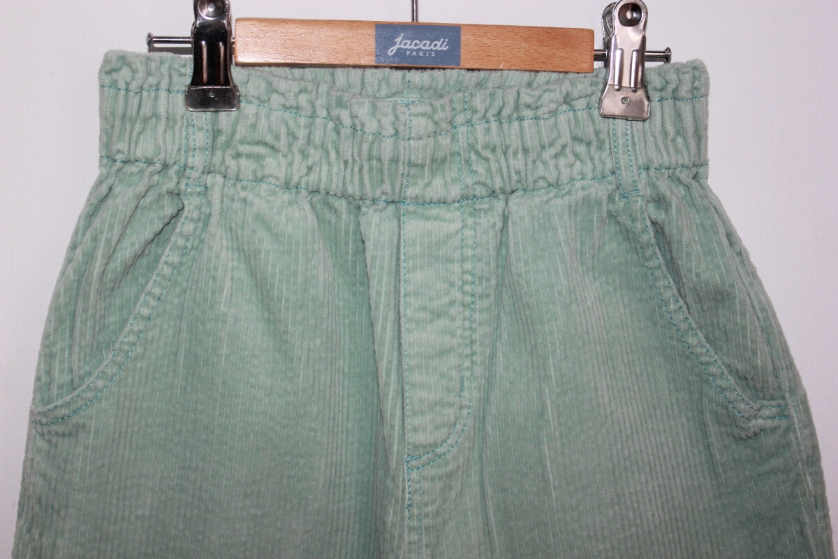 pre-owned lichtgroene corduroy lange broek met wijde pijpen van catimini voor een meisje in maat 122