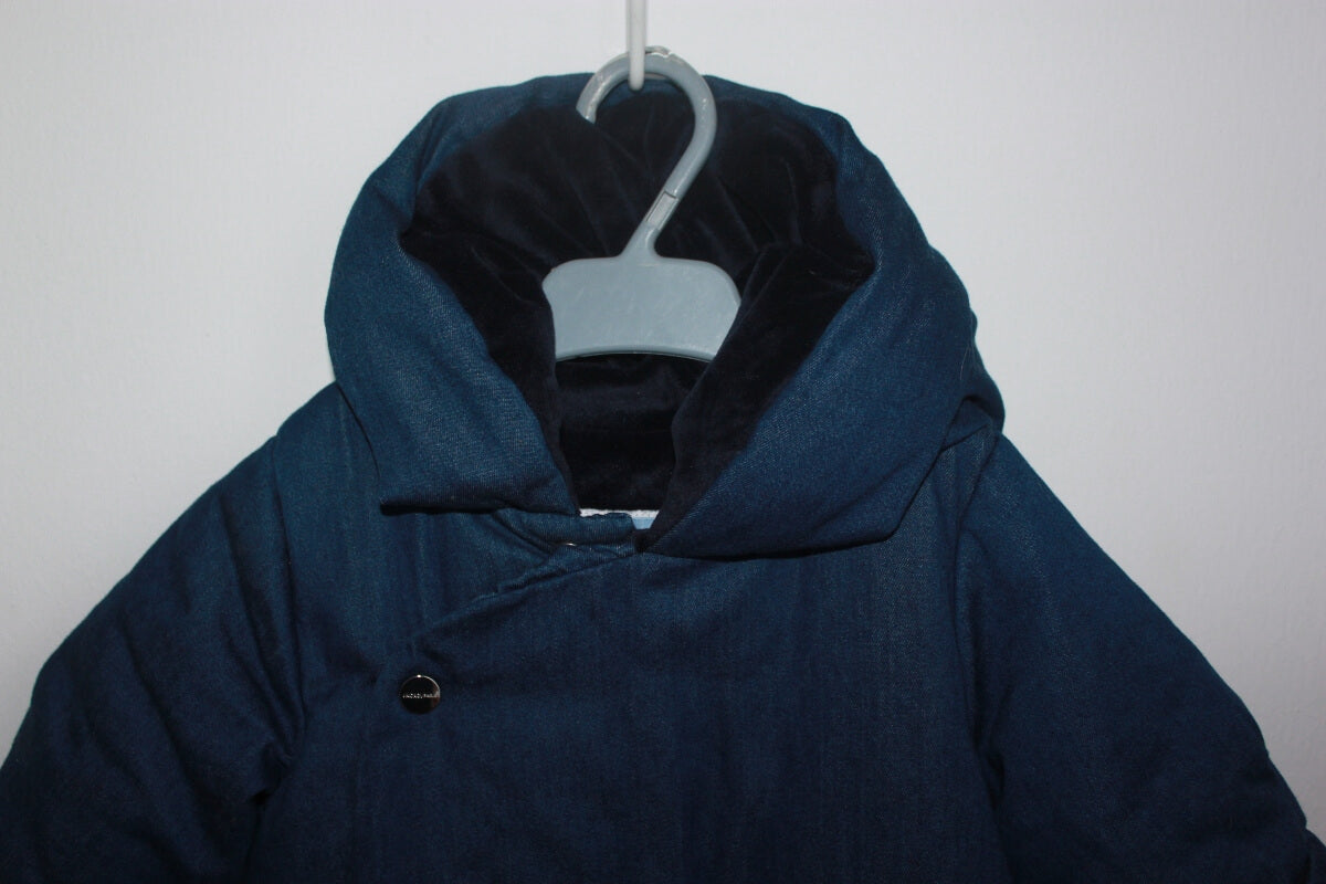 tweedehands unisex katoenen donkerblauw denim skipak met capuchon van jacadi in maat 68