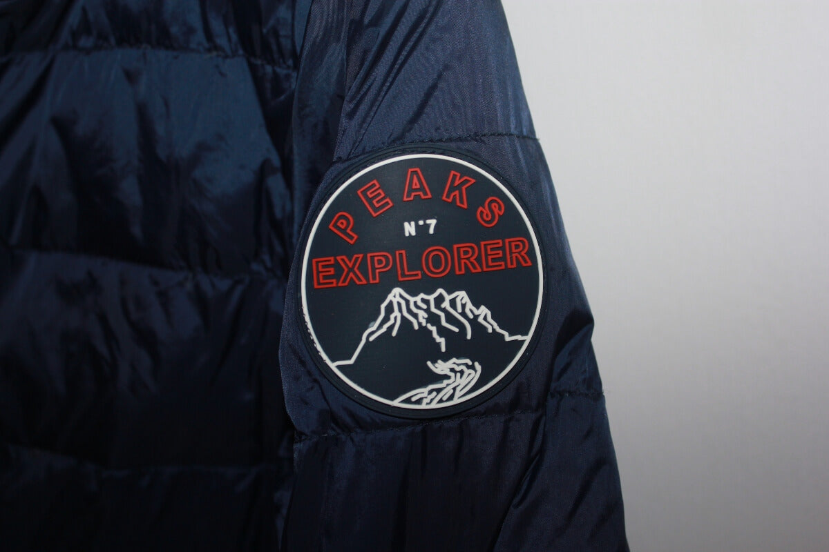 preloved jack met capuchon (aan 2 kanten draagbaar, 1 kant is donkerblauw en de andere een lichtere tint ) van cyrillus in maat 116 