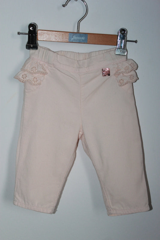 preloved katoenen lichtroze corduroy lange broek met volants van carrément beau in maat 68 voor een baby meisje