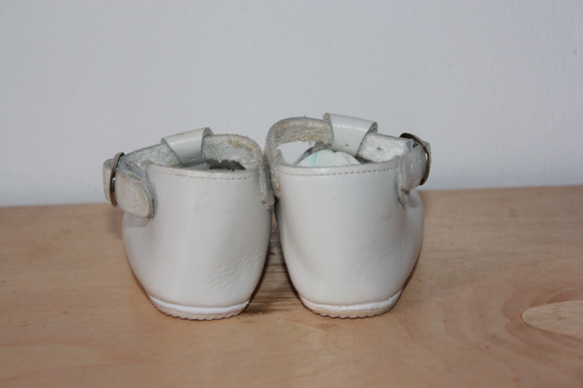 tweedehands creme leren schoenen maat 18 babybotte