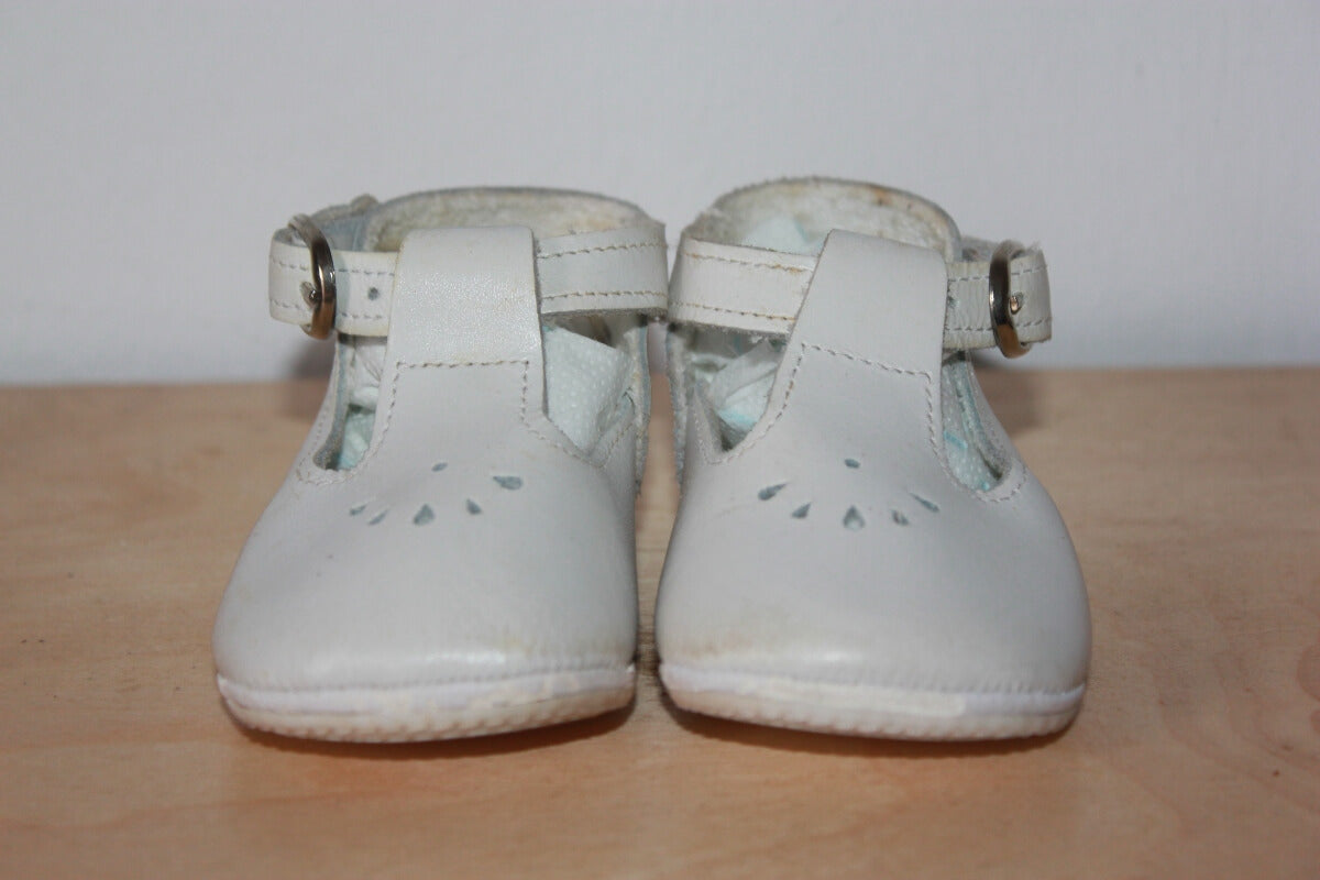 tweedehands creme leren schoenen maat 18 babybotte
