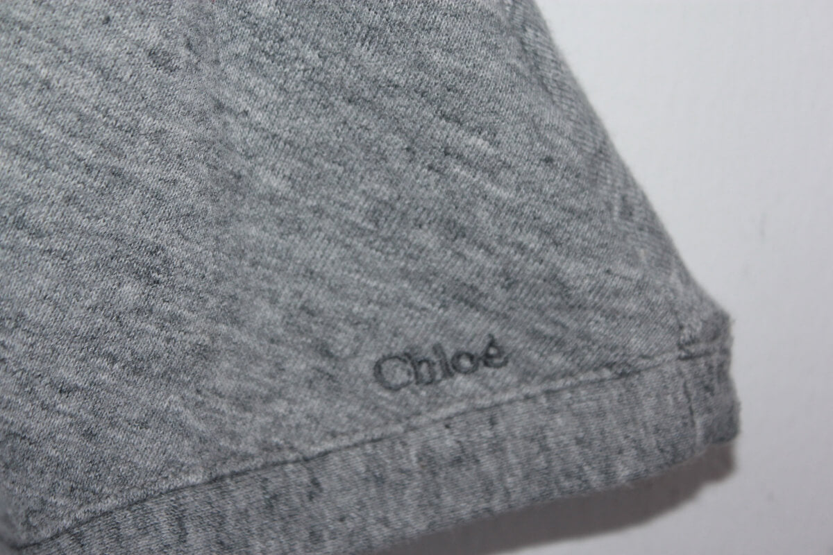 tweedehands-lichtgrijze-jurk-lange-mouwen-maat-80-baby-meisje-chloe