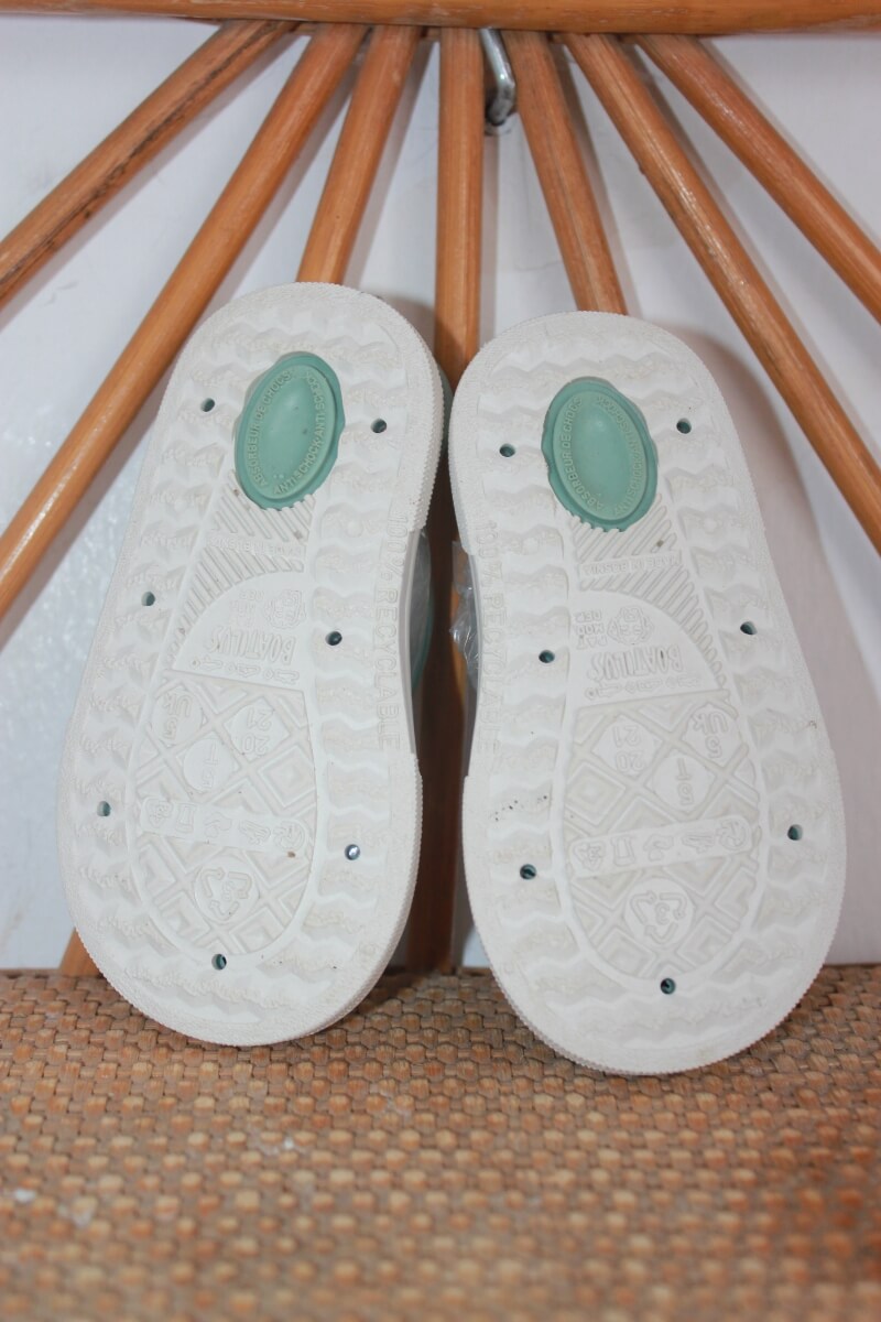 tweedehands unisex groene watersandalen in maat 20-21 van boatilus