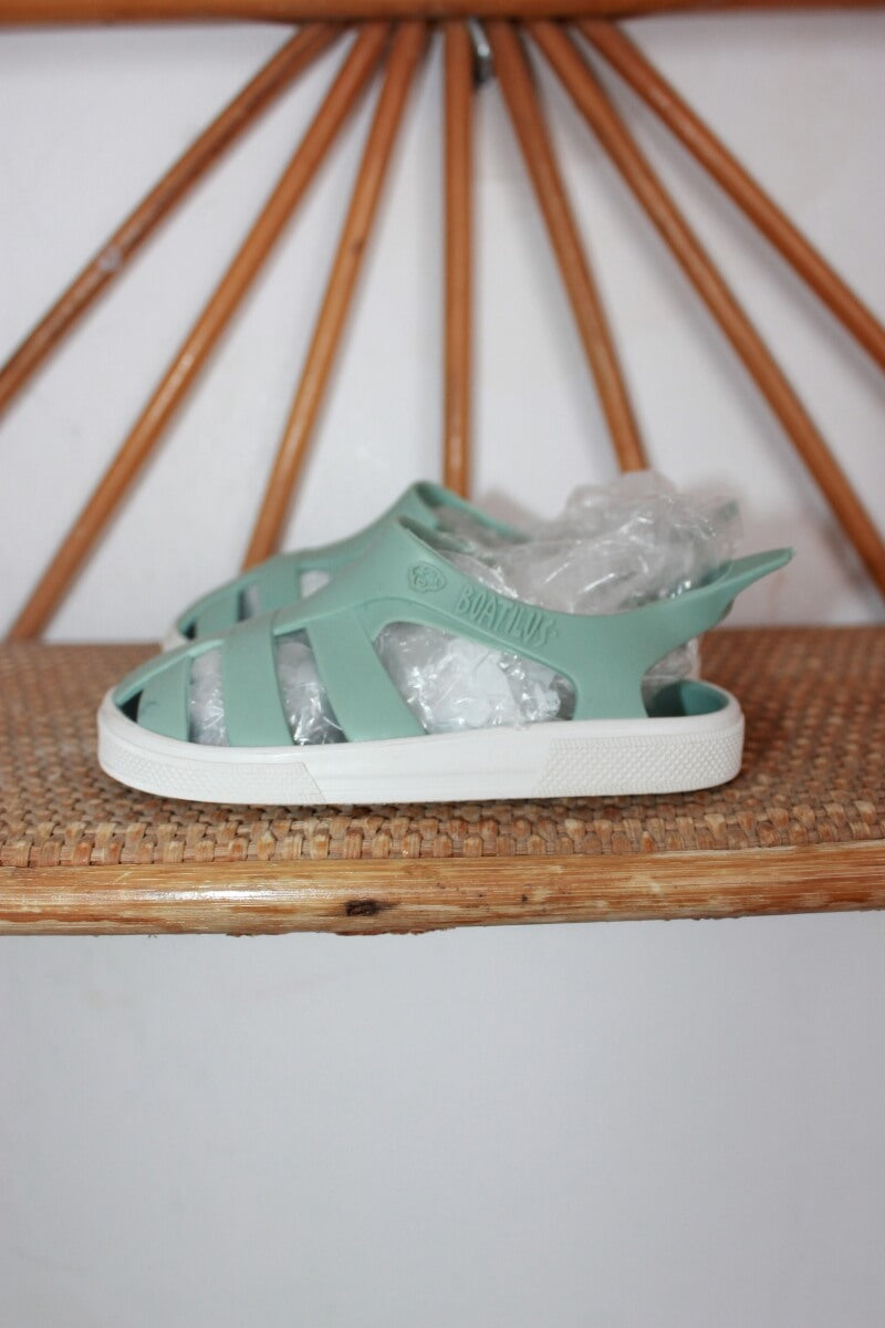 tweedehands unisex groene watersandalen in maat 20-21 van boatilus