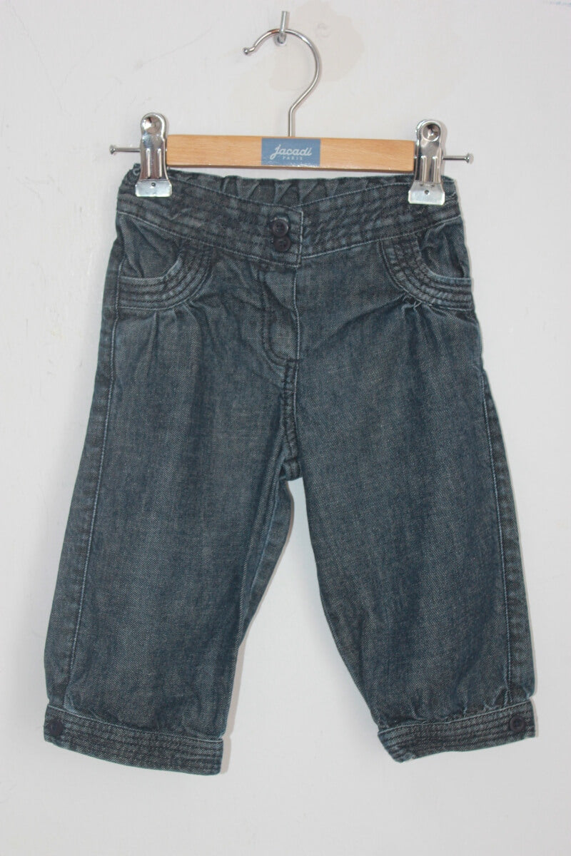 tweedehands katoenen jeans in maat 74  voor een baby meisje van bout´chou