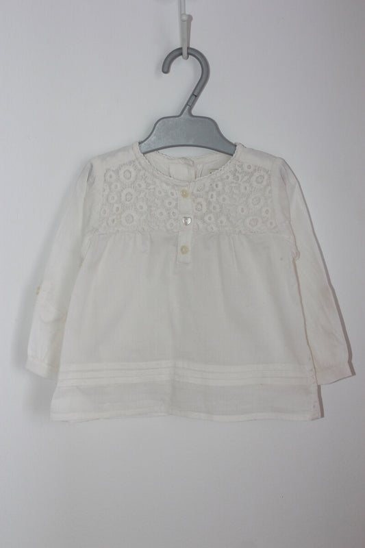 tweedehands katoenen creme blouse met lange mouwen van canada house in maat 68 voor een baby meisje