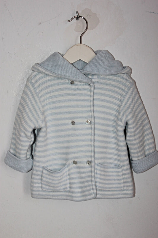 tweedehands unisex lichtblauw en wit gestreepte gebreide jas met capuchon in maat 68 van cyrillus