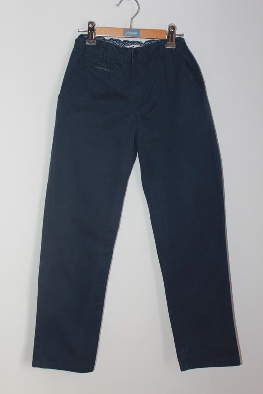preloved donkerblauwe lange broek in maat 140 voor een jongen van cyrillus