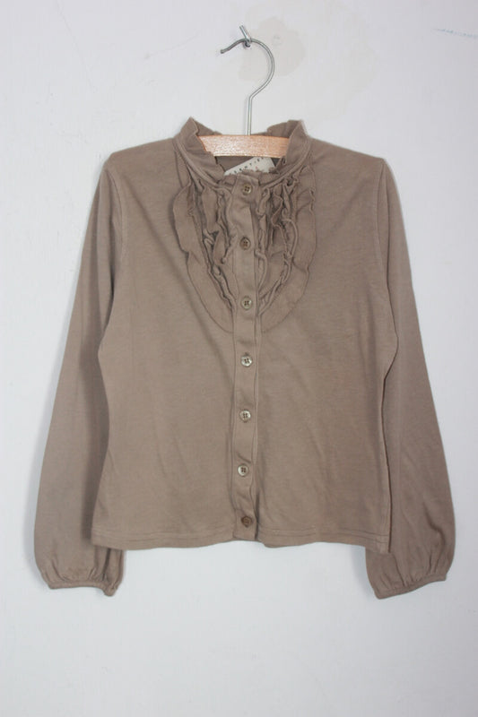 tweedehands beige vest met volants aan de voorkant in maat 116 voor een meisje van essentiel antwerp