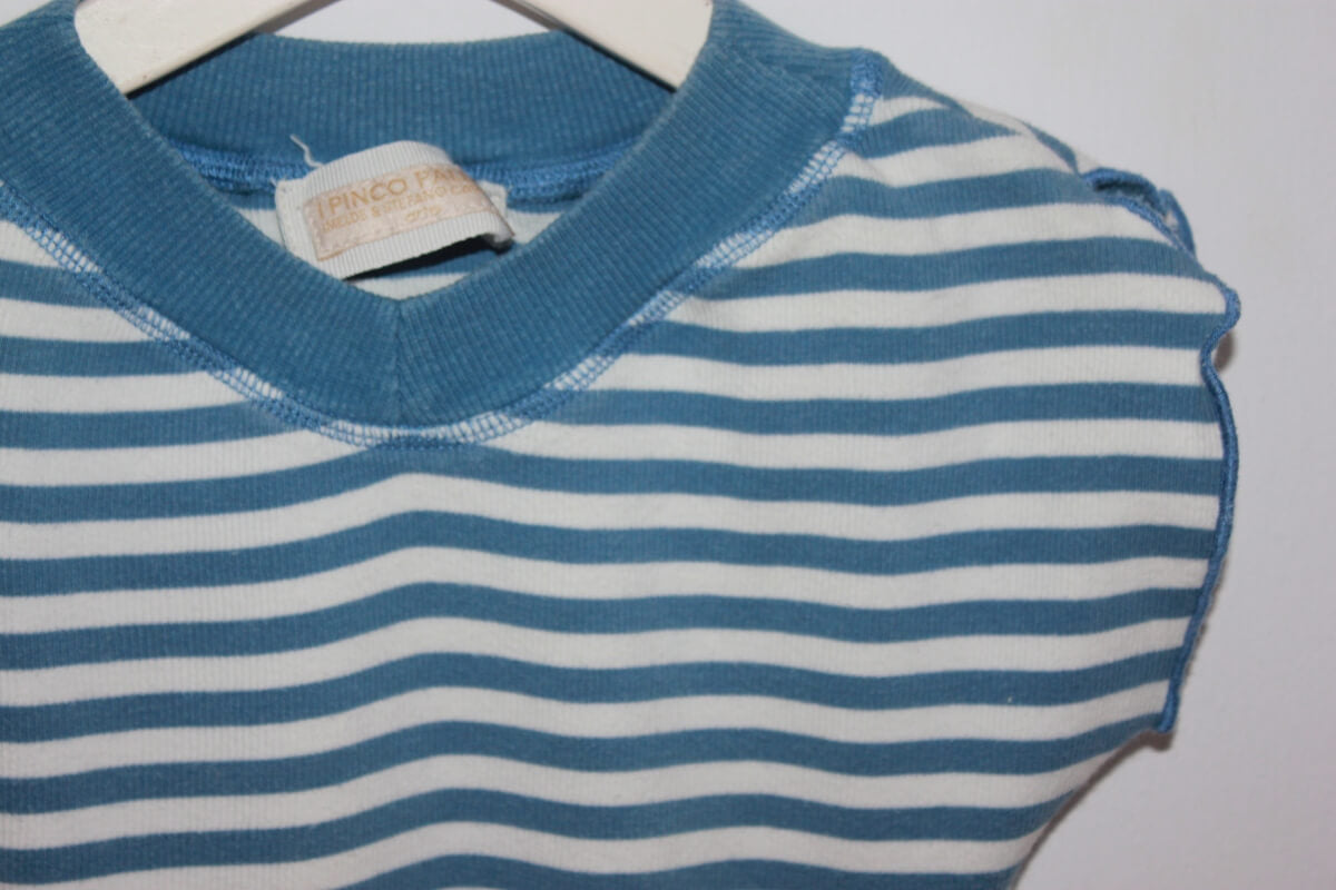 preloved blauw wit gestreept shirtje met korte mouwen voor een meisje in maat 122-128 van i pinco pallino
