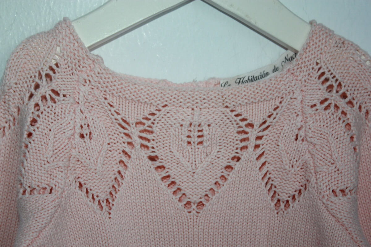 preloved roze gebreide korte jumpsuit met lange mouwen, in maat 74 van la habitacion de nachete