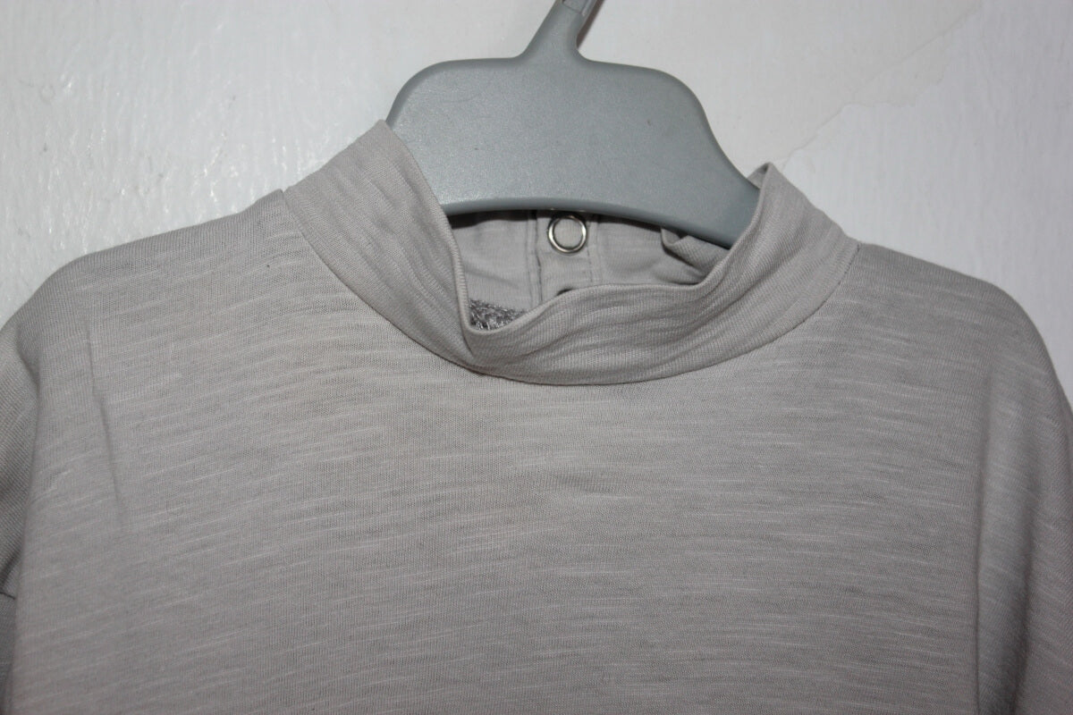 tweedehands katoenen unisex grijze longsleeve in maat 68 van lily & the funky boys