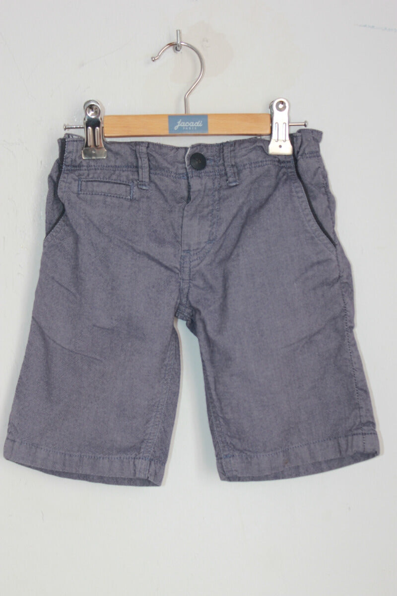 tweedehands blauwe korte broek in maat 116 voor een jongen van marese