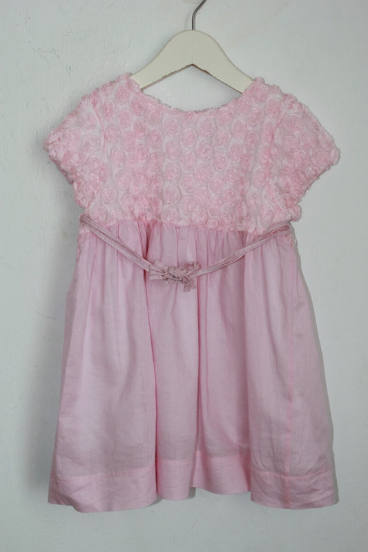 tweedehands roze feestelijke jurk met korte mouwen in maat 92 van mayoral