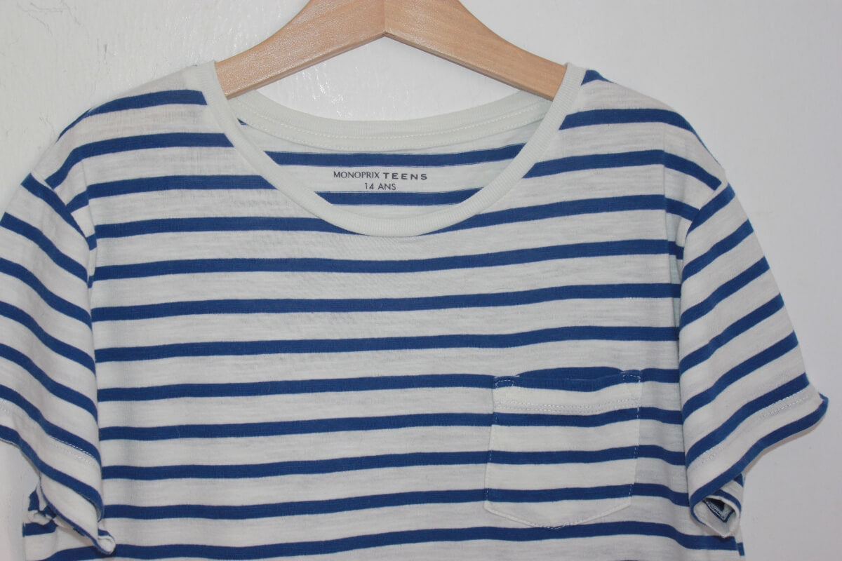 tweedehands unisex katoenen blauw wit gestreept t-shirt in maat 164 van monoprix