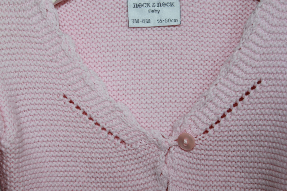 tweedehands roze bolero vestje in maat 56-62  van neck & neck