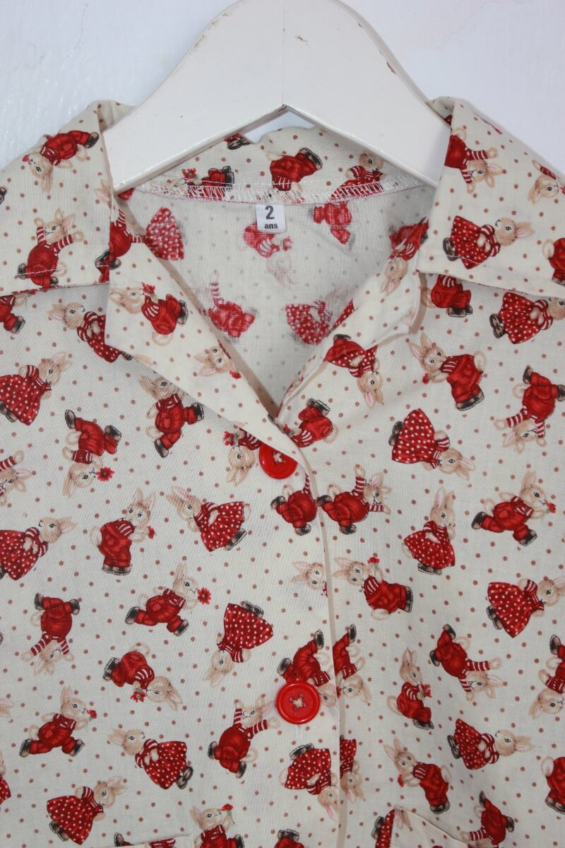 tweedehands 2-delige pyjama met lange mouwen en konijntjes in maat 92 voor een meisje