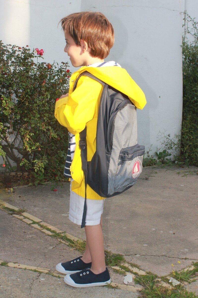 tweedehands gele unisex regenjas met capuchon in maat 128 van fitsme